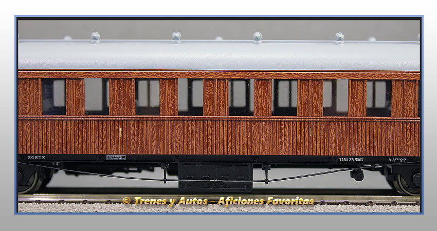 Coche pasajeros madera Largo Recorrido AAfhv-27 - Norte